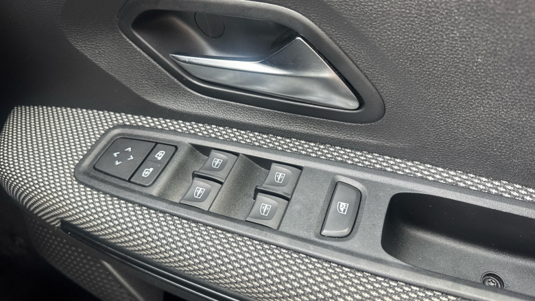 Dacia Jogger 1.0 TCe Extreme SE 5dr Petrol Estate